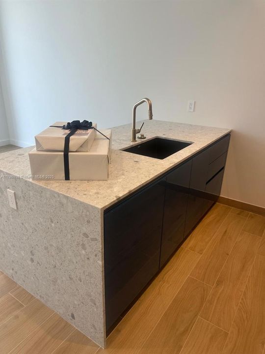 En Venta: $1,350,000 (1 camas, 1 baños, 555 Pies cuadrados)