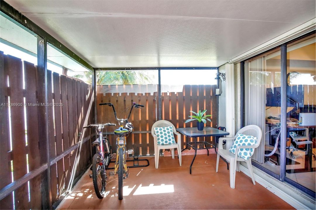 For Sale: $434,000 (3 beds, 2 baths, 1654 Square Feet)