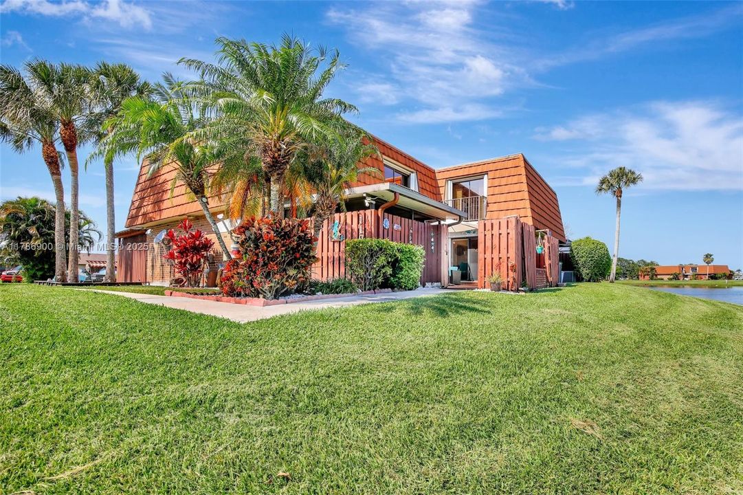 For Sale: $434,000 (3 beds, 2 baths, 1654 Square Feet)