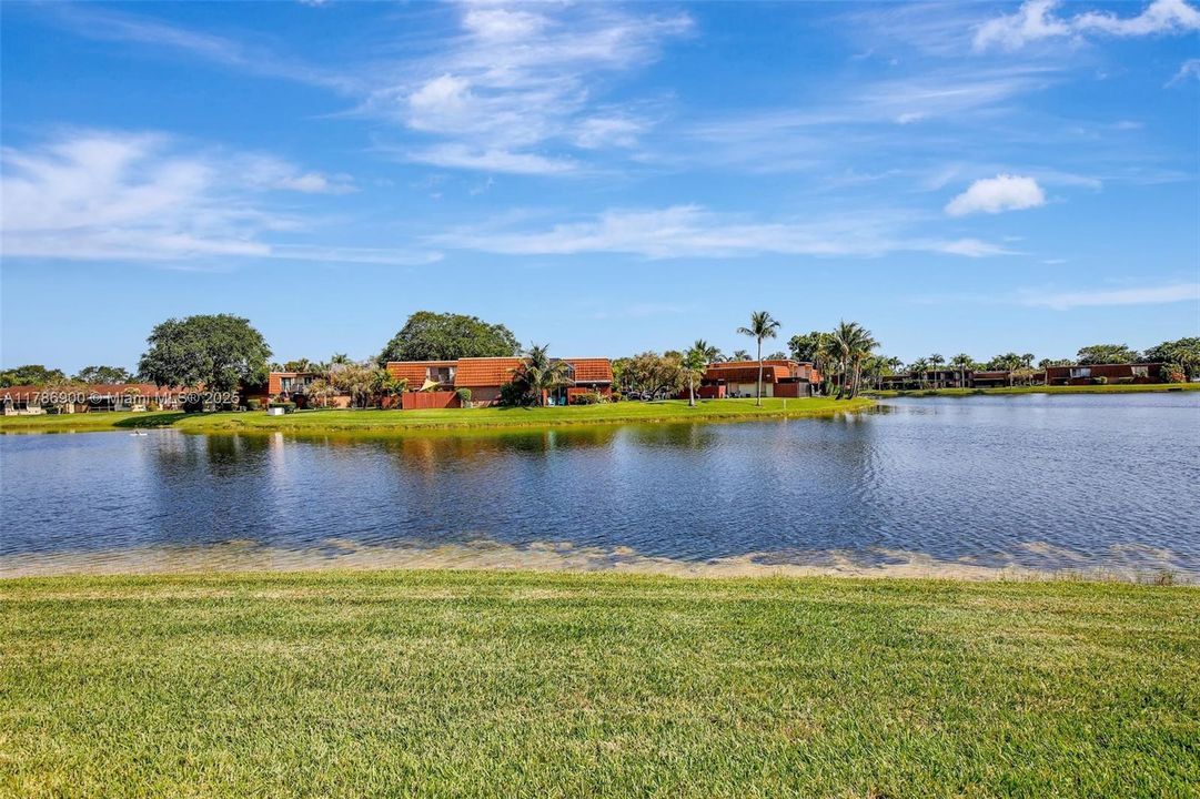 For Sale: $434,000 (3 beds, 2 baths, 1654 Square Feet)