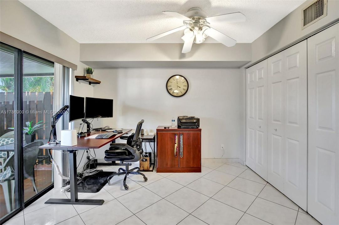 For Sale: $434,000 (3 beds, 2 baths, 1654 Square Feet)