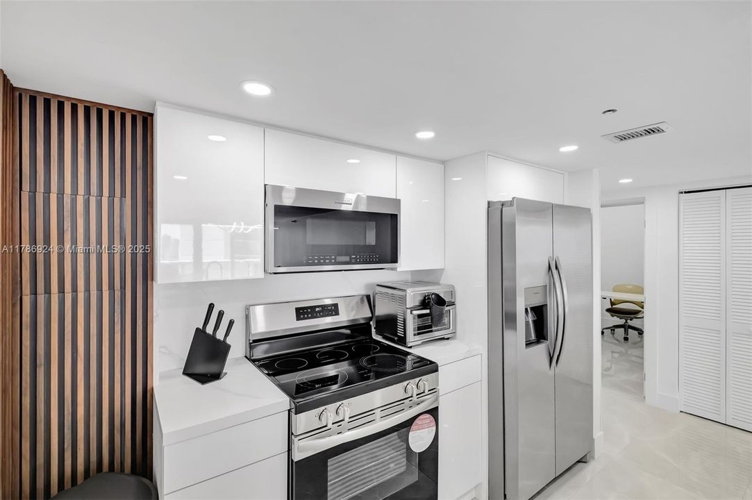 Recientemente alquilado: $7,000 (3 camas, 3 baños, 1827 Pies cuadrados)