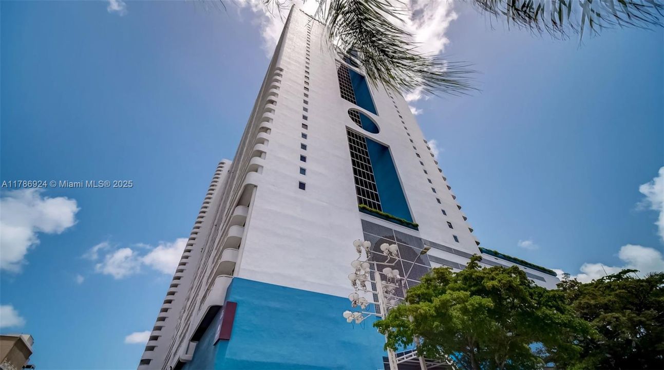 Recientemente alquilado: $7,000 (3 camas, 3 baños, 1827 Pies cuadrados)