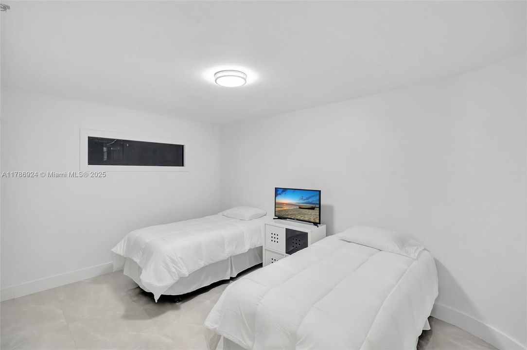 Recientemente alquilado: $7,000 (3 camas, 3 baños, 1827 Pies cuadrados)