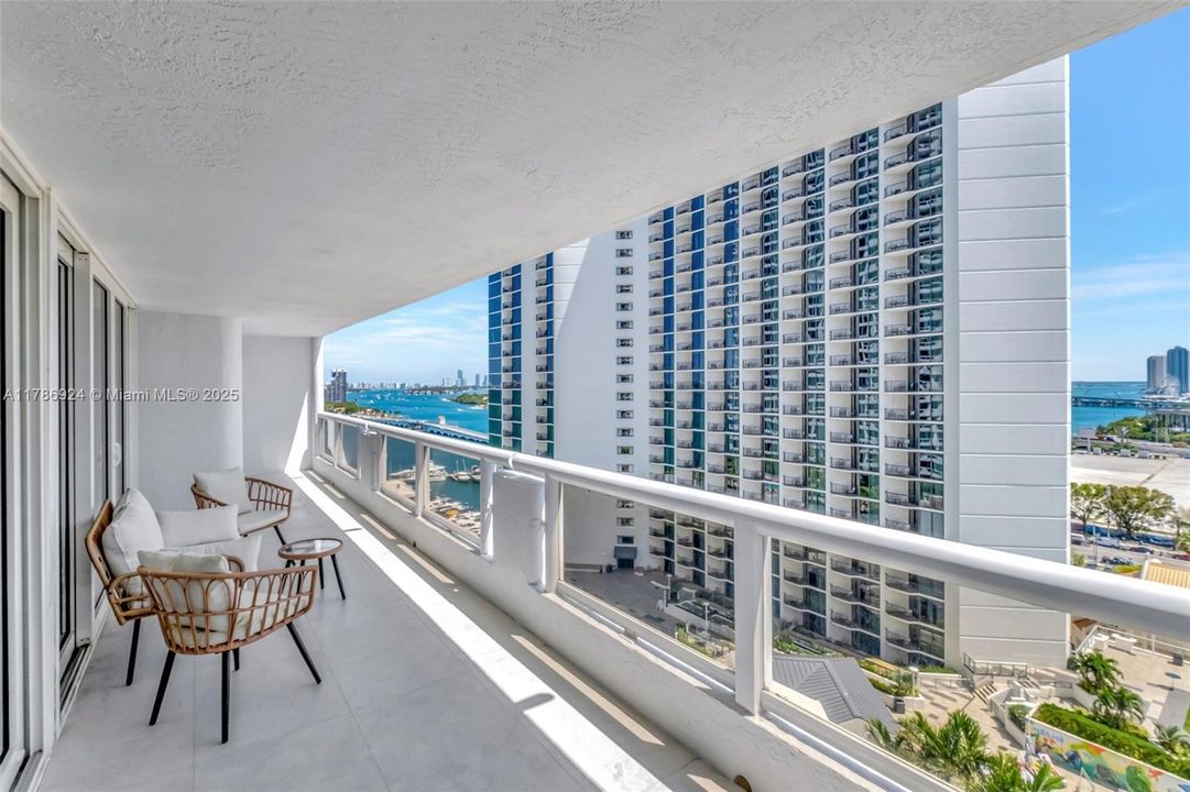 Recientemente alquilado: $7,000 (3 camas, 3 baños, 1827 Pies cuadrados)