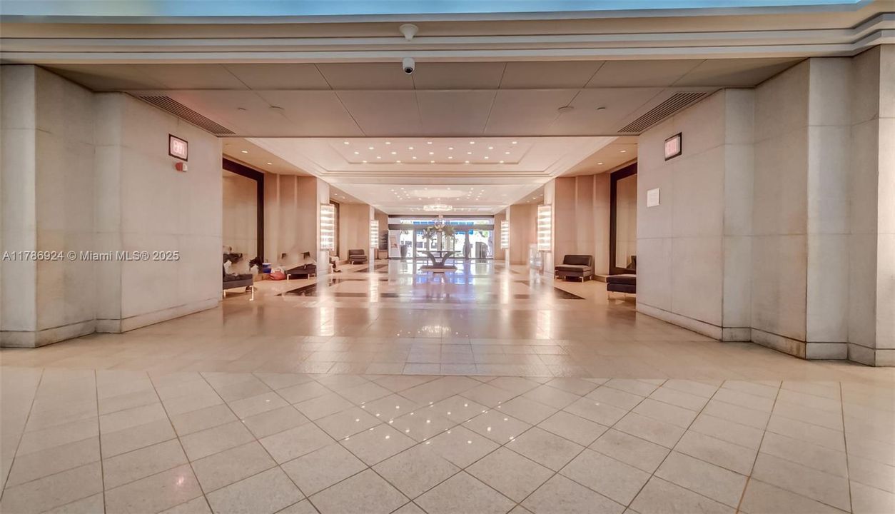 Recientemente alquilado: $7,000 (3 camas, 3 baños, 1827 Pies cuadrados)