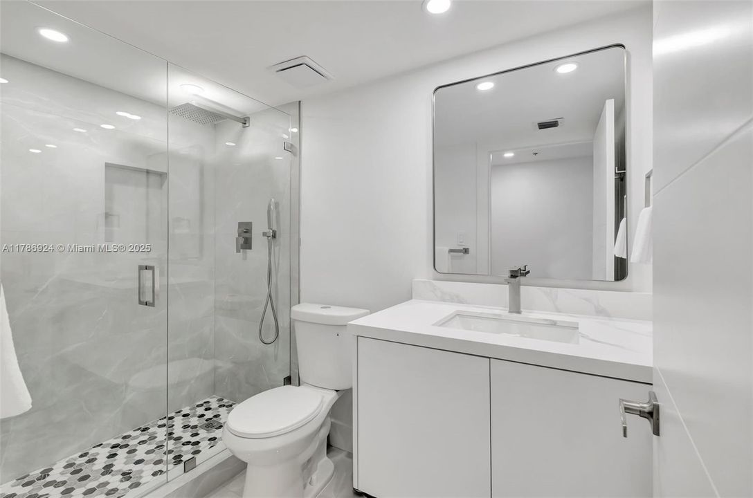 Recientemente alquilado: $7,000 (3 camas, 3 baños, 1827 Pies cuadrados)