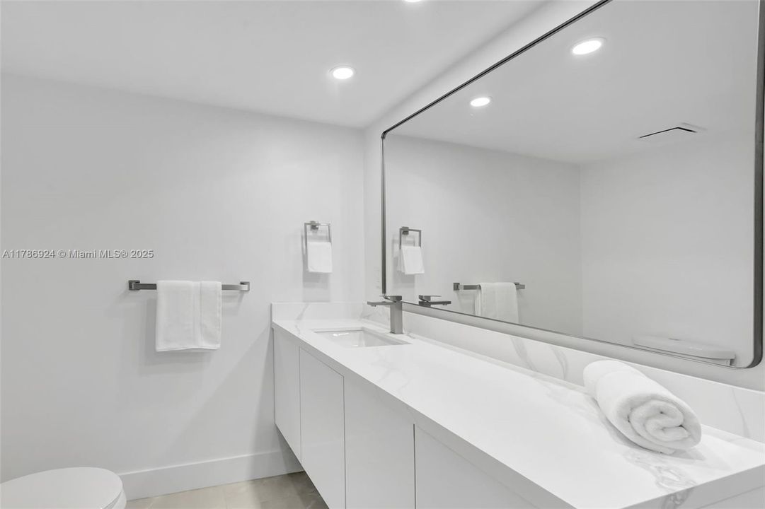 Recientemente alquilado: $7,000 (3 camas, 3 baños, 1827 Pies cuadrados)