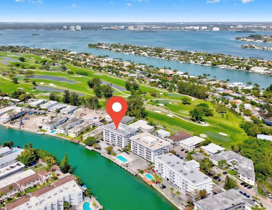 待售: $369,900 (2 贝兹, 2 浴室, 1058 平方英尺)