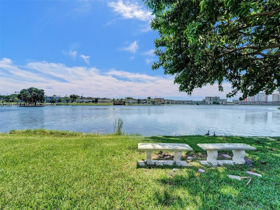 Recently Sold: $149,900 (2 beds, 2 baths, 1315 Square Feet)