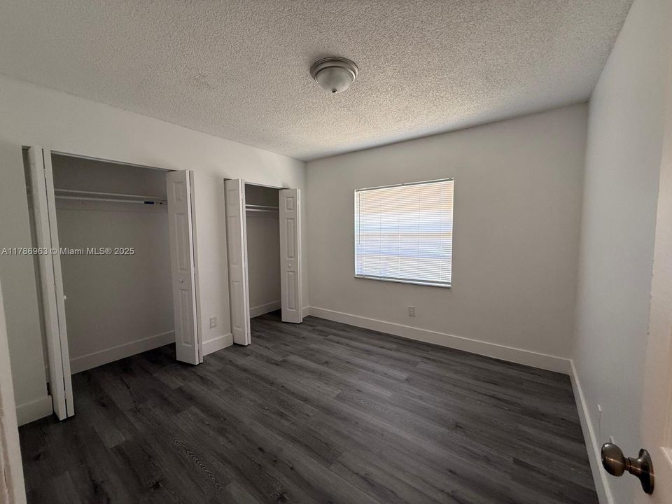 最近租的: $3,000 (3 贝兹, 2 浴室, 1688 平方英尺)