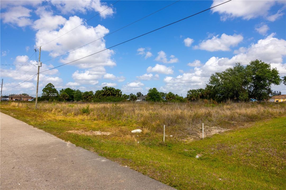 合同活跃: $29,000 (0.29 acres)