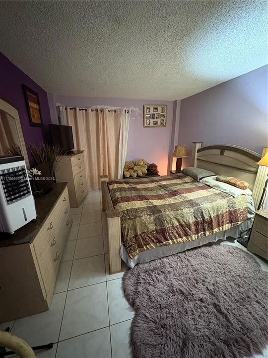 For Sale: $116,000 (2 beds, 2 baths, 972 Square Feet)