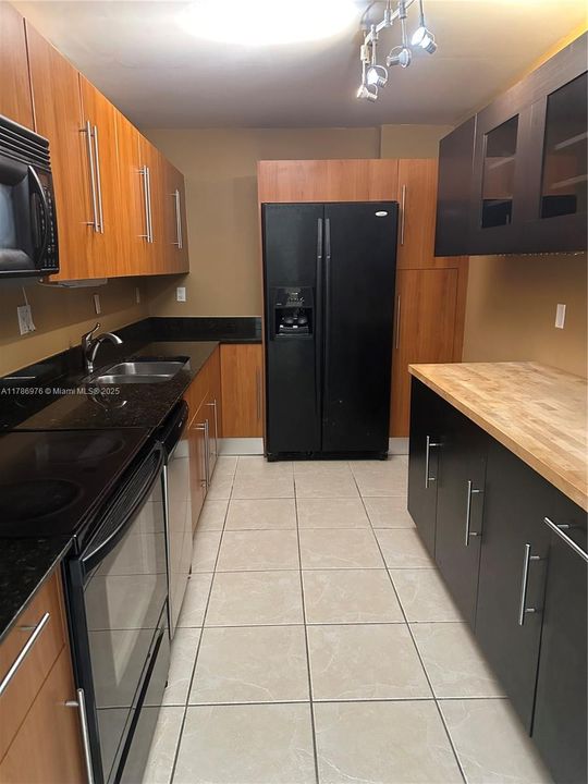 Недавно арендовано: $3,000 (2 спален, 1 ванн, 1251 Квадратных фут)