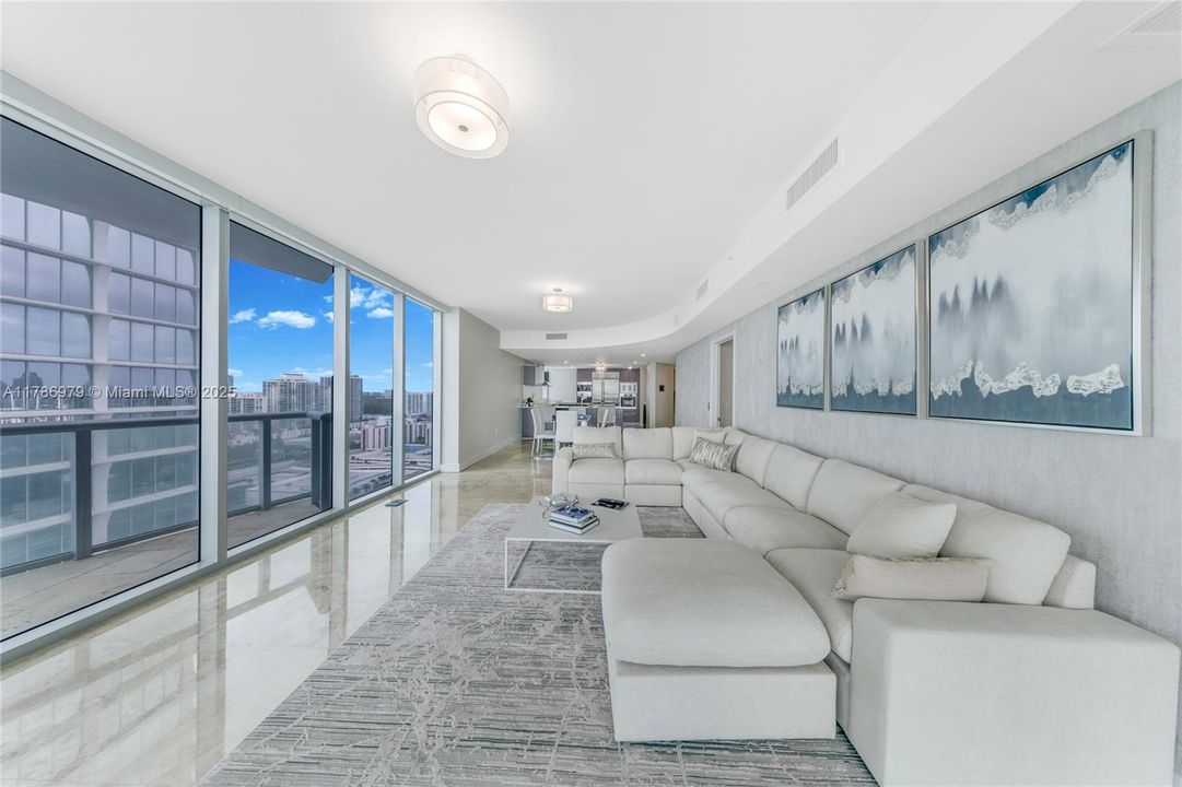 For Sale: $3,190,000 (4 beds, 4 baths, 2394 Square Feet)