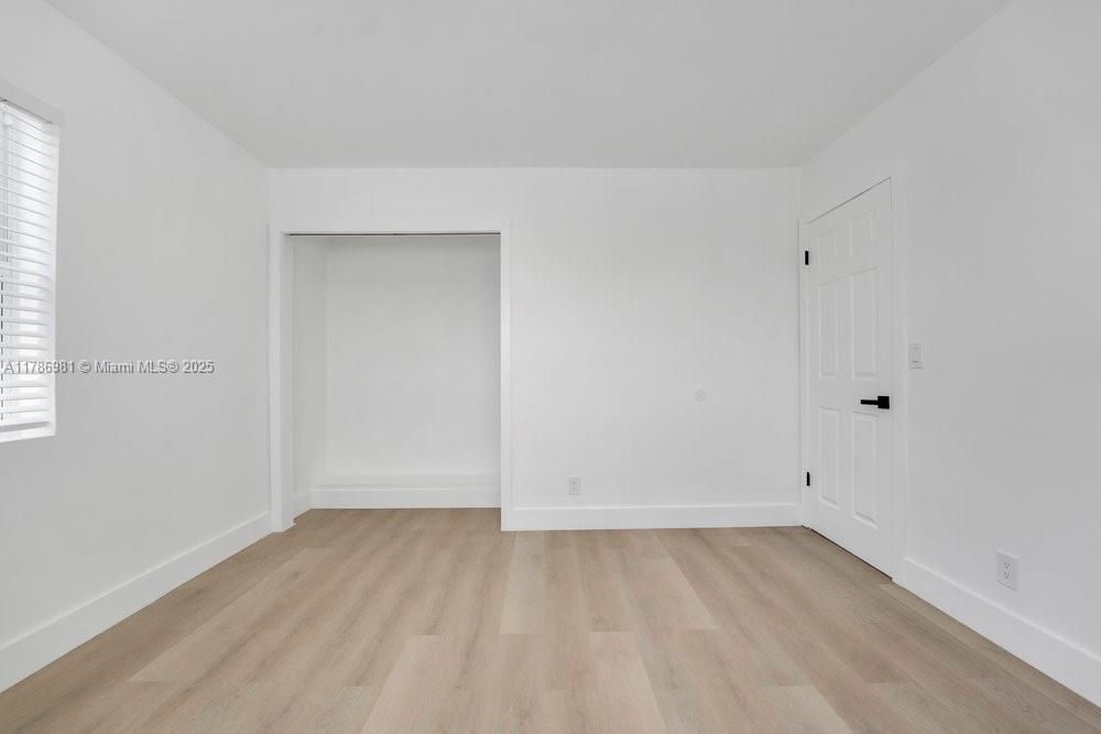 Recently Rented: $3,700 (3 beds, 2 baths, 1322 Square Feet)