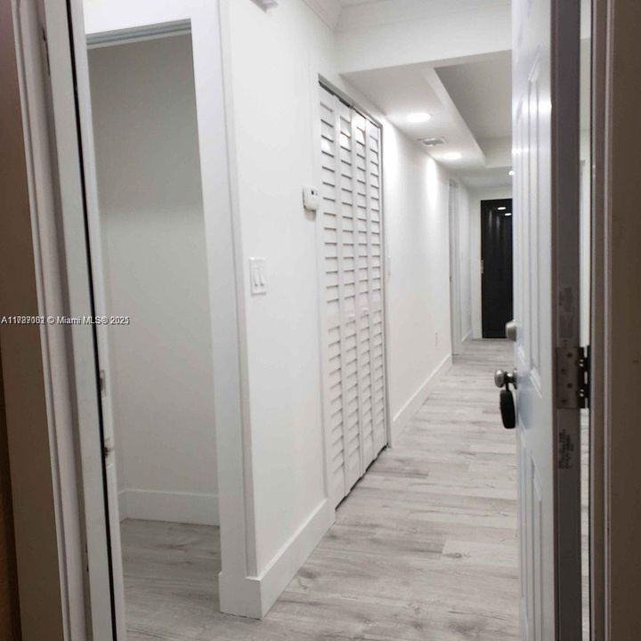 Vendido Recientemente: $260,000 (2 camas, 2 baños, 1110 Pies cuadrados)