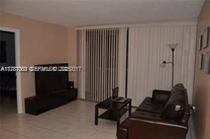 For Sale: $138,000 (1 beds, 1 baths, 947 Square Feet)