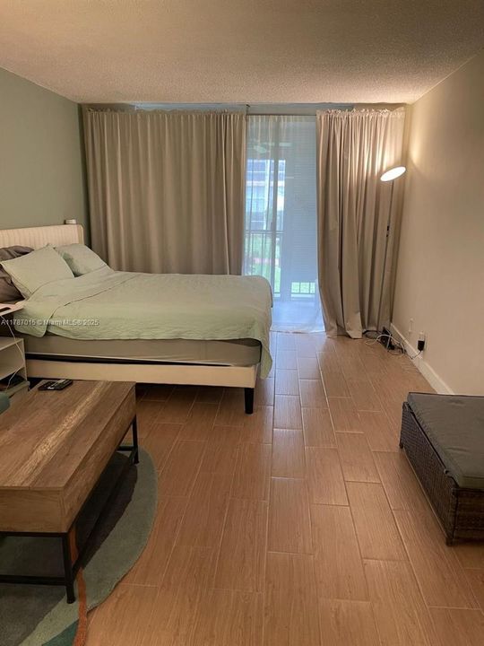 En Venta: $230,000 (1 camas, 1 baños, 820 Pies cuadrados)