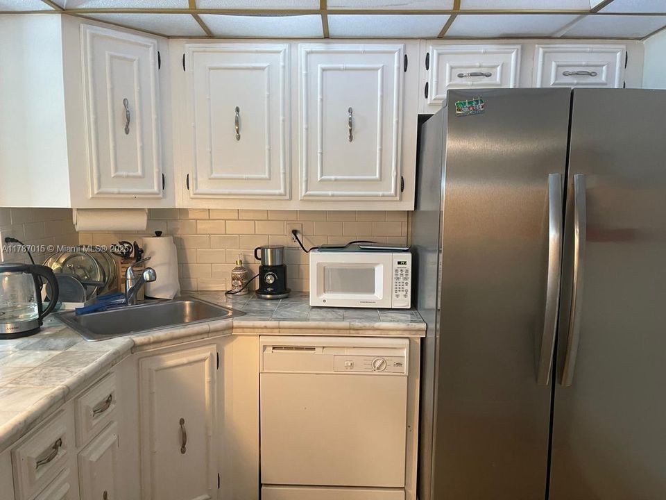 En Venta: $230,000 (1 camas, 1 baños, 820 Pies cuadrados)