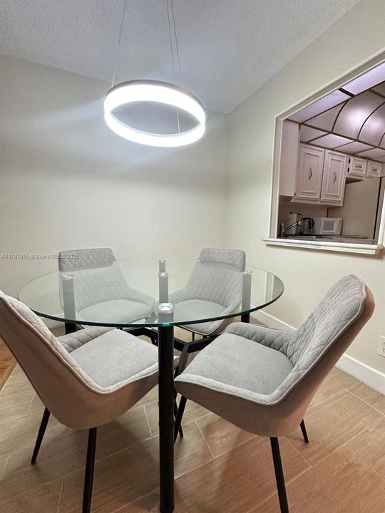 En Venta: $230,000 (1 camas, 1 baños, 820 Pies cuadrados)