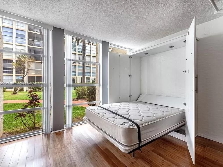 En Venta: $230,000 (1 camas, 1 baños, 820 Pies cuadrados)