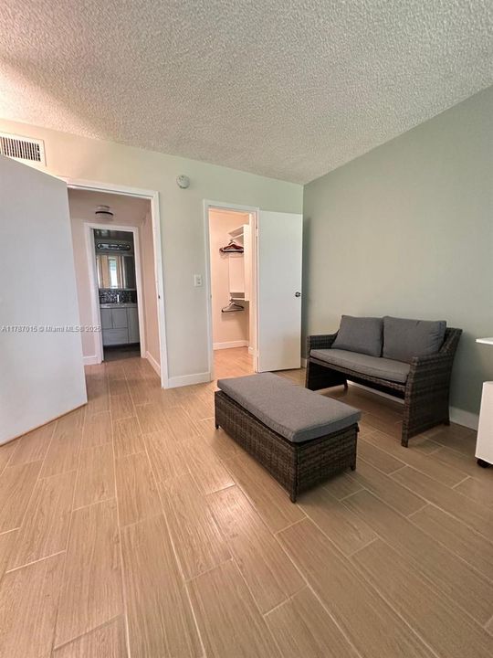 En Venta: $230,000 (1 camas, 1 baños, 820 Pies cuadrados)