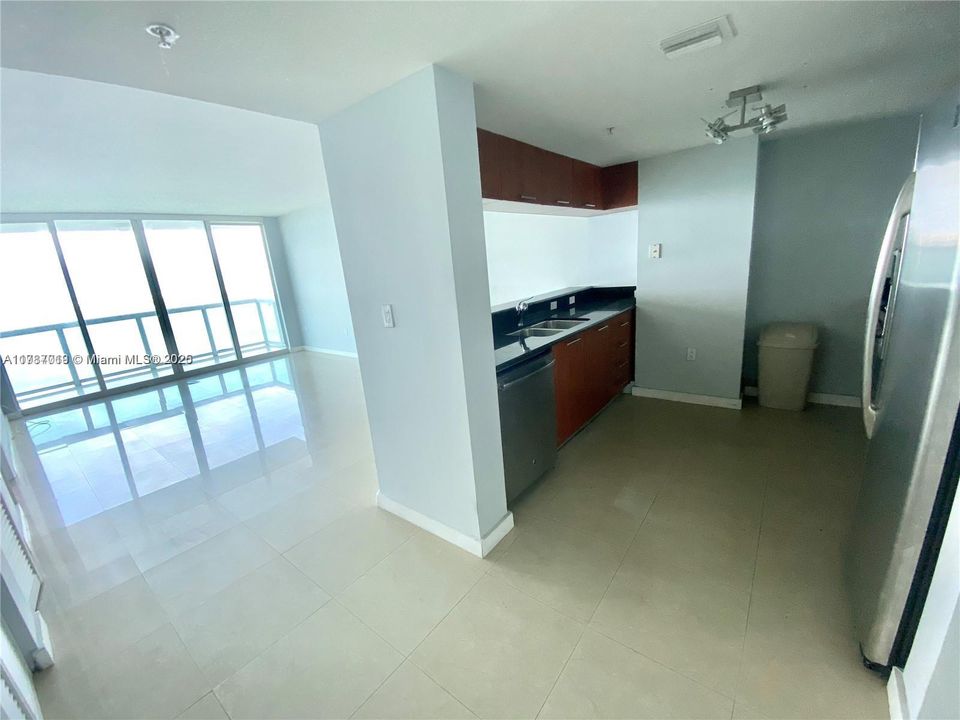 En Venta: $780,000 (2 camas, 2 baños, 1142 Pies cuadrados)
