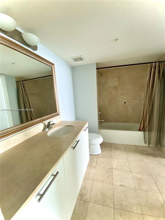 En Venta: $780,000 (2 camas, 2 baños, 1142 Pies cuadrados)