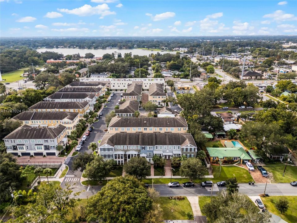 Vendido Recientemente: $480,000 (4 camas, 3 baños, 0 Pies cuadrados)