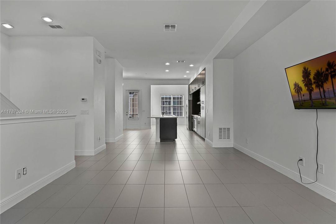 Vendido Recientemente: $480,000 (4 camas, 3 baños, 0 Pies cuadrados)