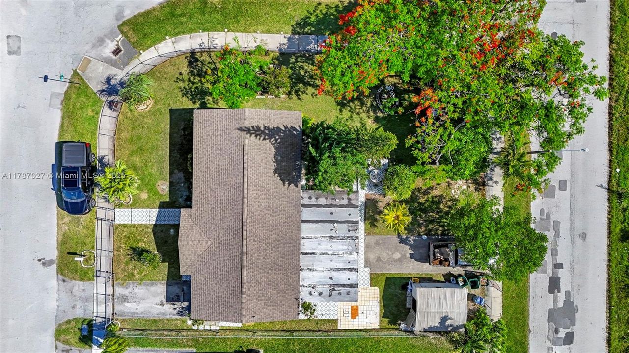 Recently Sold: $430,000 (4 beds, 2 baths, 1536 Square Feet)