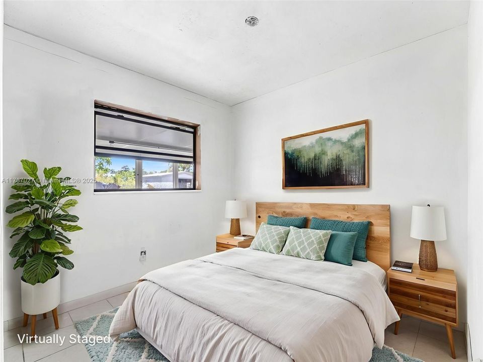 Recently Sold: $430,000 (4 beds, 2 baths, 1536 Square Feet)