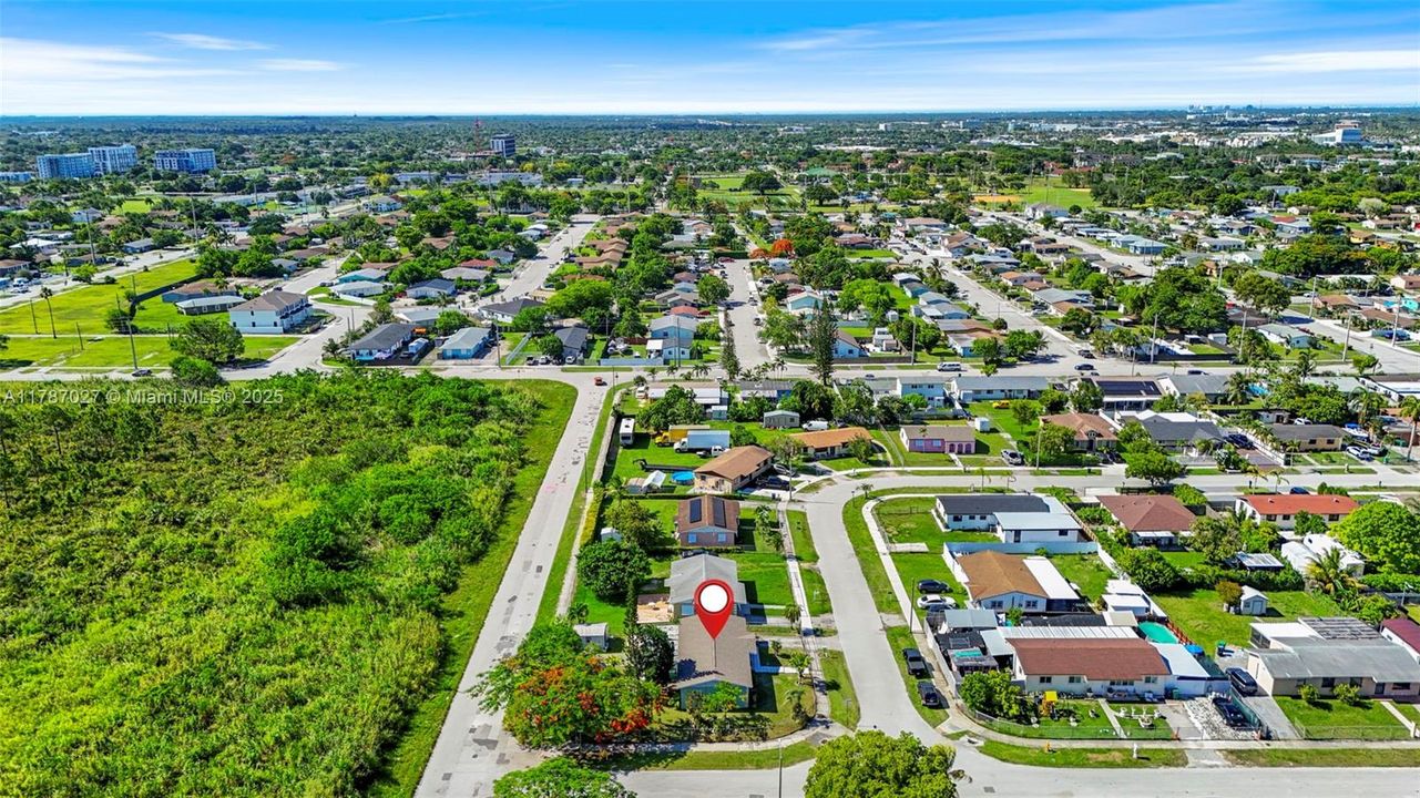 Recently Sold: $430,000 (4 beds, 2 baths, 1536 Square Feet)