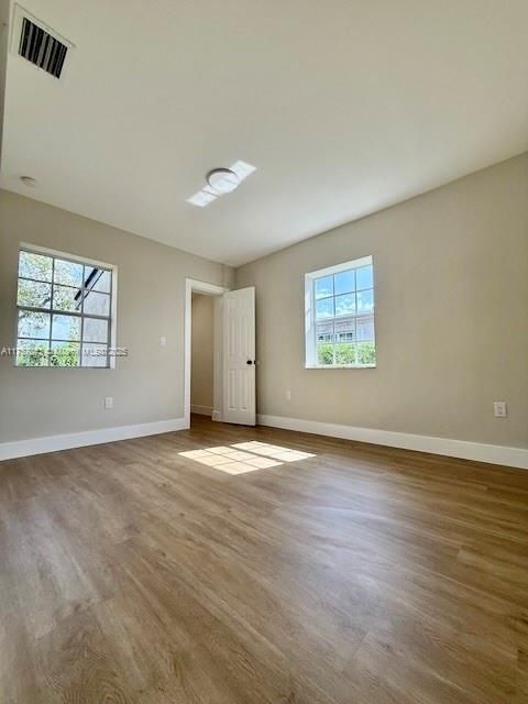 Recently Sold: $474,900 (3 beds, 2 baths, 936 Square Feet)