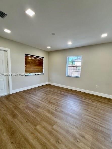 Recently Sold: $474,900 (3 beds, 2 baths, 936 Square Feet)