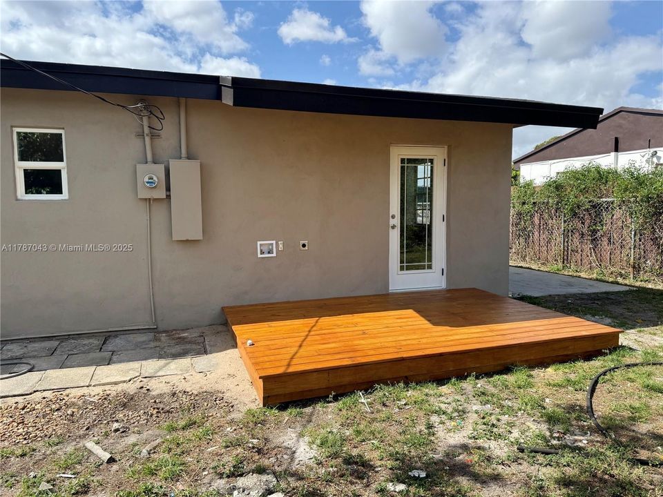 Recently Sold: $474,900 (3 beds, 2 baths, 936 Square Feet)