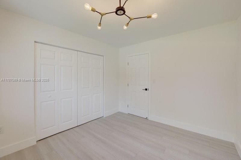 最近售出: $699,000 (4 贝兹, 3 浴室, 1844 平方英尺)