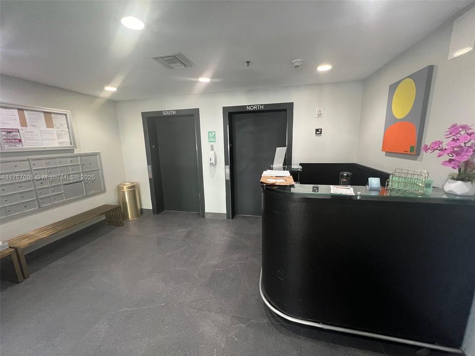 最近售出: $750,000 (2 贝兹, 2 浴室, 1300 平方英尺)