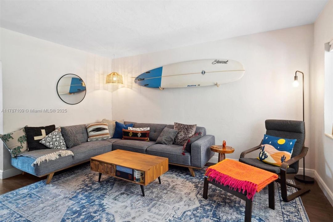 На продажу: $875,000 (0 спален, 0 ванн, 1690 Квадратных фут)