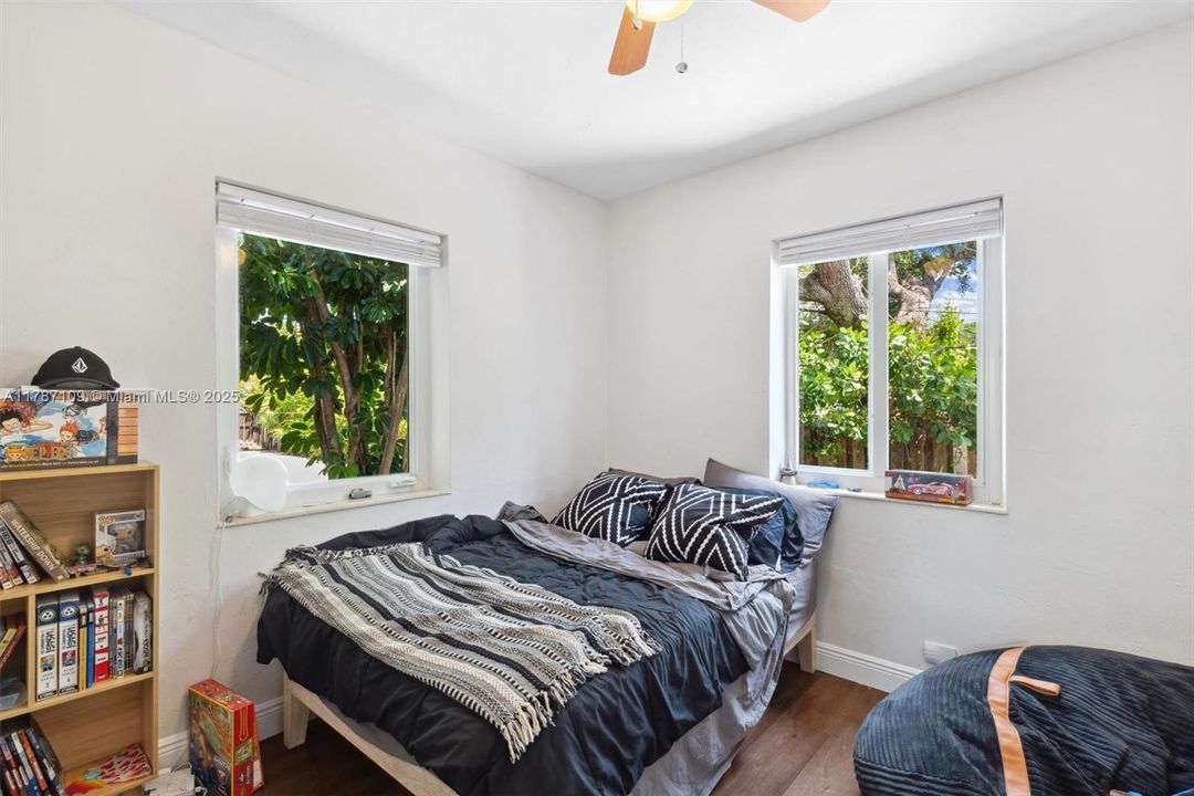 На продажу: $875,000 (0 спален, 0 ванн, 1690 Квадратных фут)