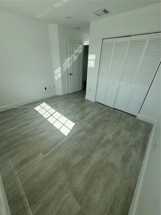 Recientemente alquilado: $3,900 (4 camas, 2 baños, 1699 Pies cuadrados)