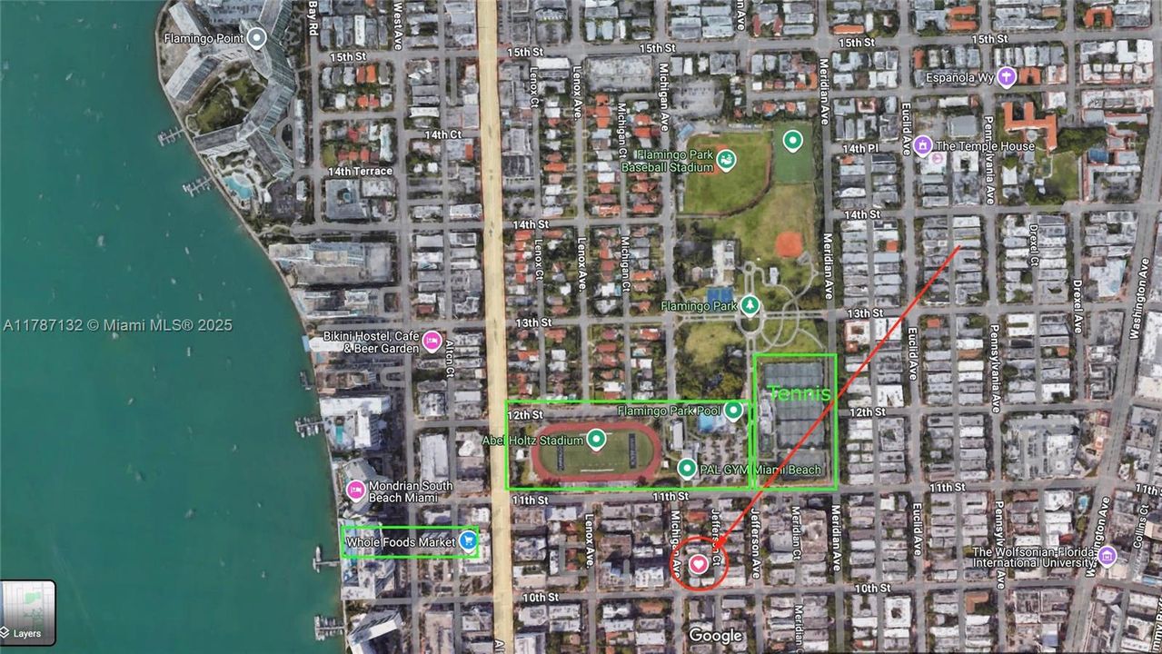 Map of surroundings, very close to sport courts