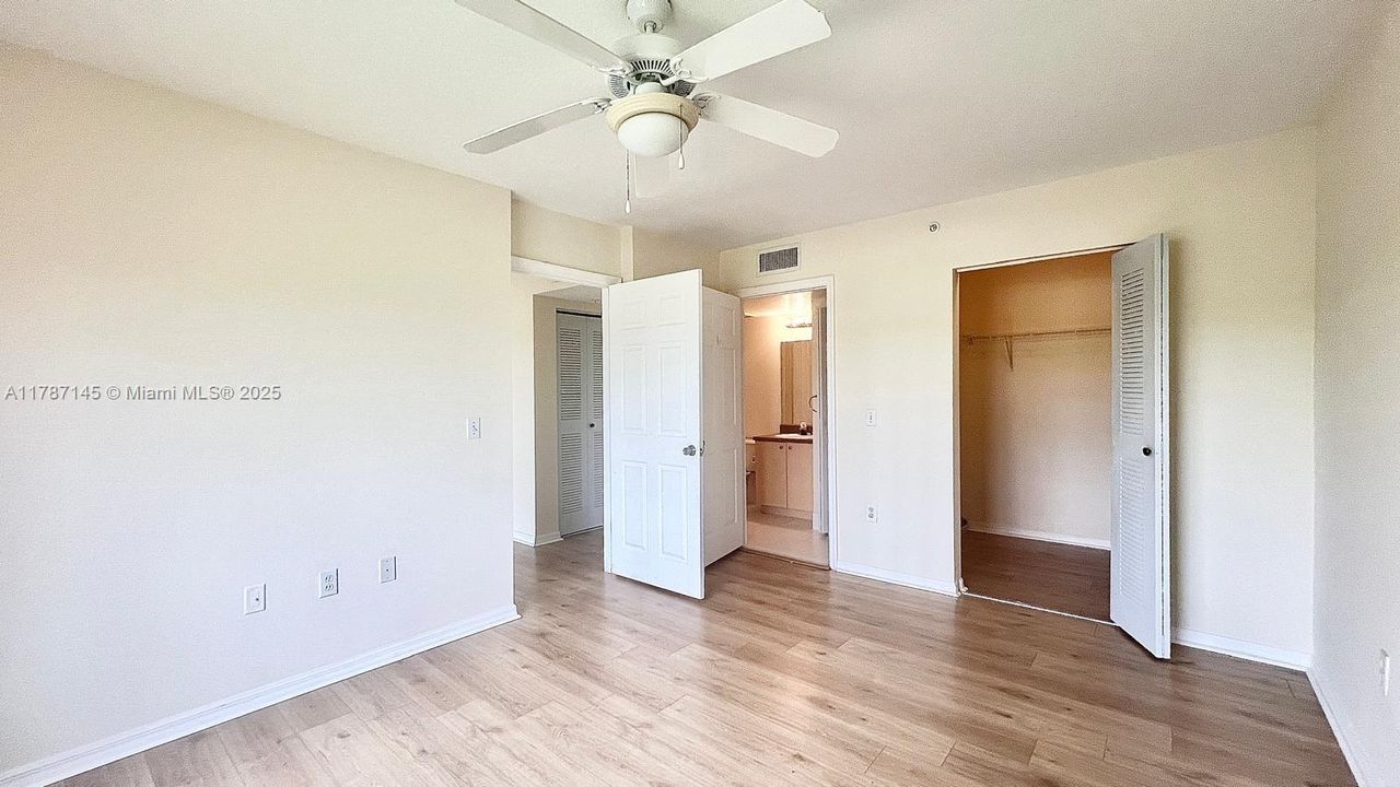 最近租的: $1,850 (1 贝兹, 1 浴室, 760 平方英尺)