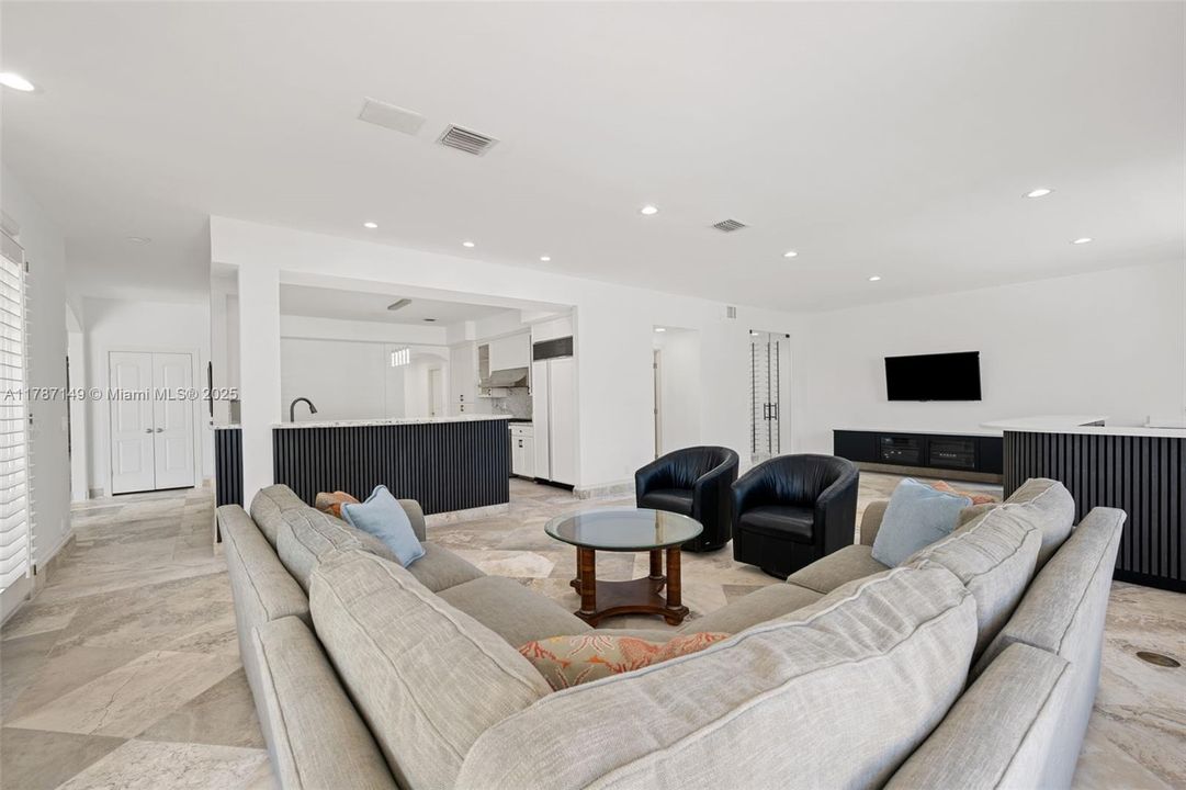 На продажу: $9,750,000 (5 спален, 4 ванн, 5299 Квадратных фут)