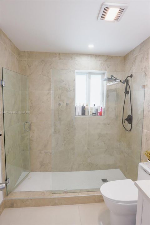 Recently Sold: $1,020,000 (4 beds, 2 baths, 1600 Square Feet)