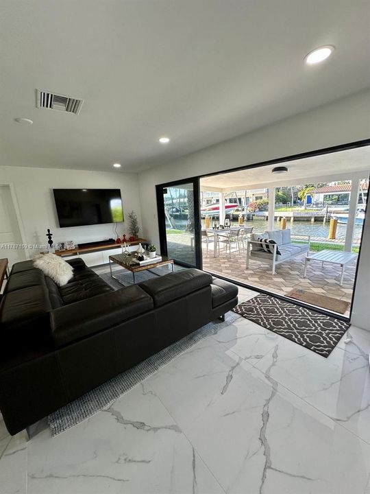 На продажу: $1,395,000 (3 спален, 2 ванн, 1488 Квадратных фут)