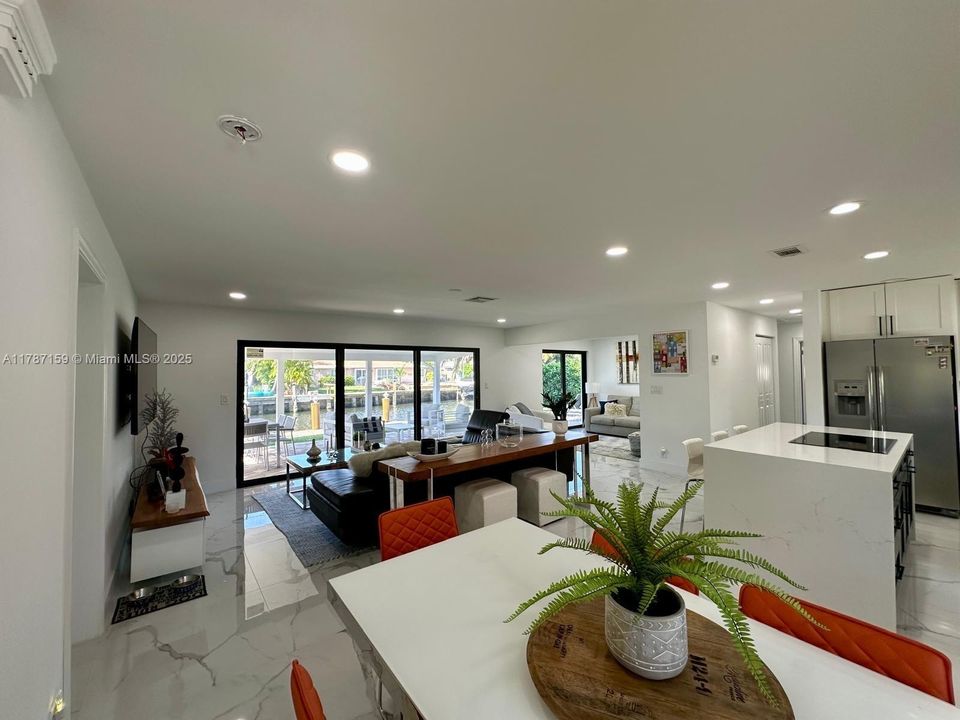 На продажу: $1,395,000 (3 спален, 2 ванн, 1488 Квадратных фут)