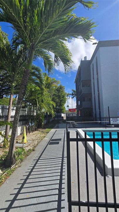 Недавно продано: $142,900 (1 спален, 1 ванн, 691 Квадратных фут)