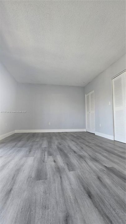 Недавно продано: $142,900 (1 спален, 1 ванн, 691 Квадратных фут)